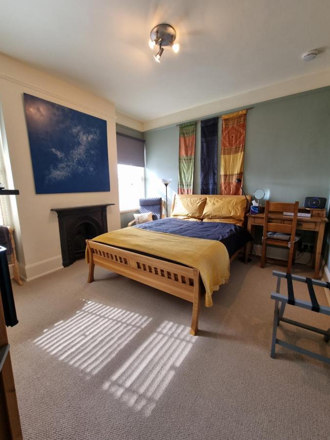 Alma House Bed And Breakfast นิวเบอรี ภายนอก รูปภาพ